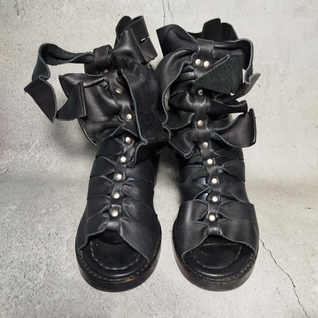ISSEY MIYAKE CABANE de ZUCCA GLADIATOR SANDALS (Category: Sandals) located in Manila. Submitted by mnlhappybattle (Listing ID 1387251498, Image 2). Description: ISSEY MIYAKE CABANE de ZUCCA GLADIATOR SANDALS HAND MADE Tagged size: M Fits 7WMNS No Inclusion.