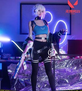 (Category: ) located in . Submitted by clearingcosplayasap (Listing ID 1387174411, Image 1). Description: .