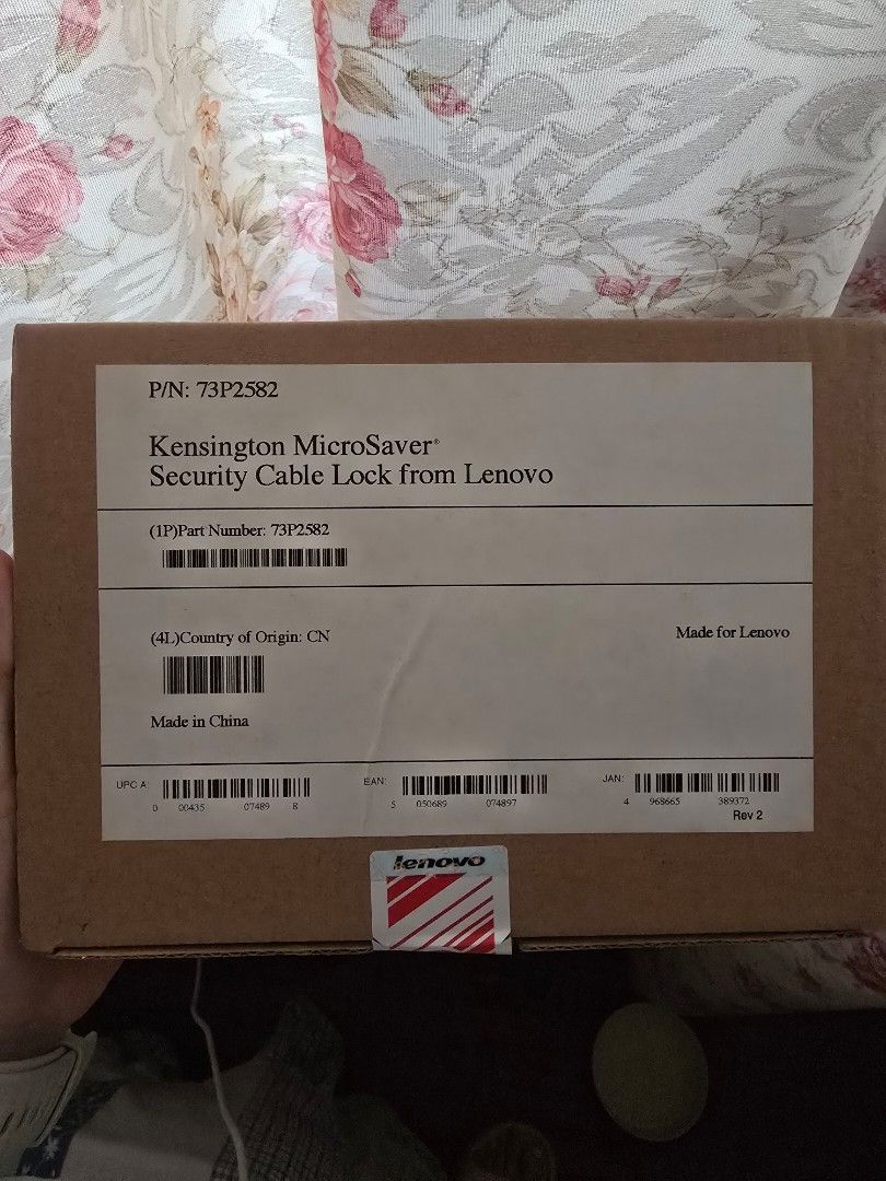 Kensington microsaver security cable lock from Lenovo (Category: Cables & Adaptors) located in Quezon City. Submitted by twinkleshops (Listing ID 1387182706, Image 2). Description: check pic for details model is 73P2582 never opened 1.5k with free sf.
