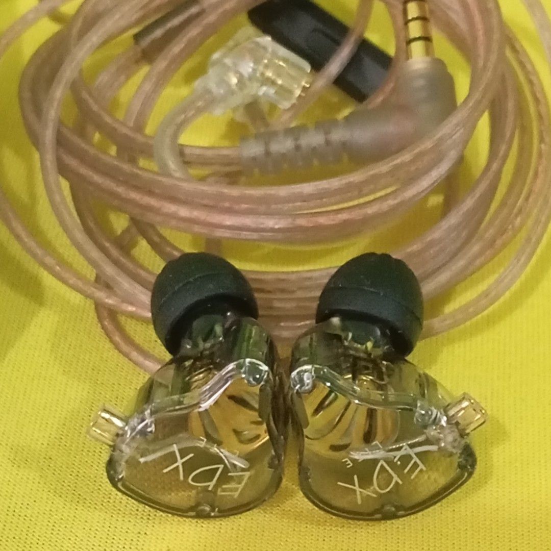 KZ EDX LITE DETACHABLE WIRED GAMING EARPHONES (Category: Earphones) located in Paranaque City. Submitted by audioaddict0517 (Listing ID 1387229421, Image 3). Description: .