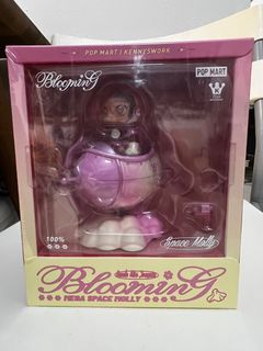 MEGA SPACE MOLLY 100% Blooming-Orchid, Hobbies & Toys, Toys
