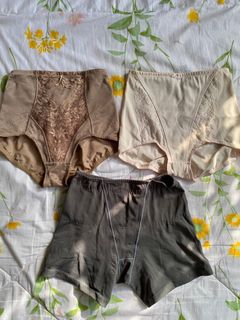 (Category: ) located in . Submitted by houseof_manis (Listing ID 1386284071, Image 1). Description: .