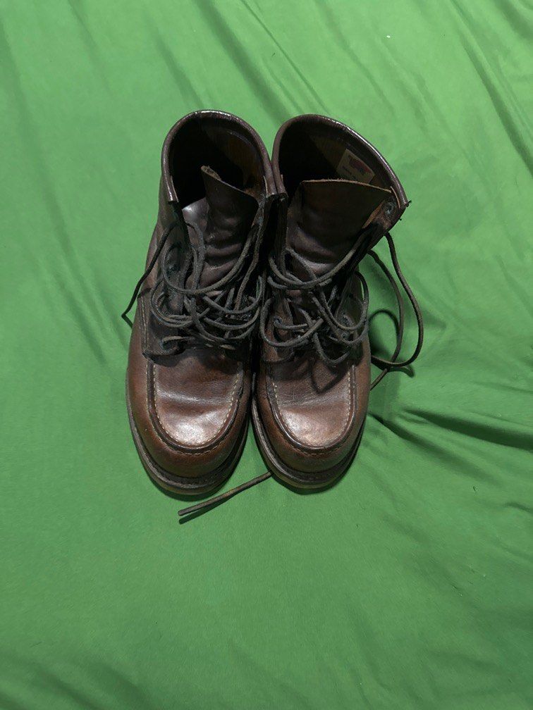 Redwing 1907 (Category: Boots) located in Singapore. Submitted by dnnkphgjrd (Listing ID 1387277607, Image 1). Description: .