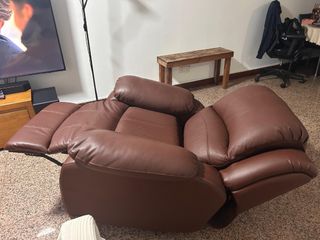 (Category: ) located in . Submitted by poocho (Listing ID 1387173646, Image 1). Description: .