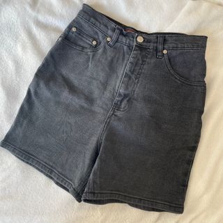 (Category: ) located in . Submitted by caitswardrobe (Listing ID 1387353738, Image 1). Description: .