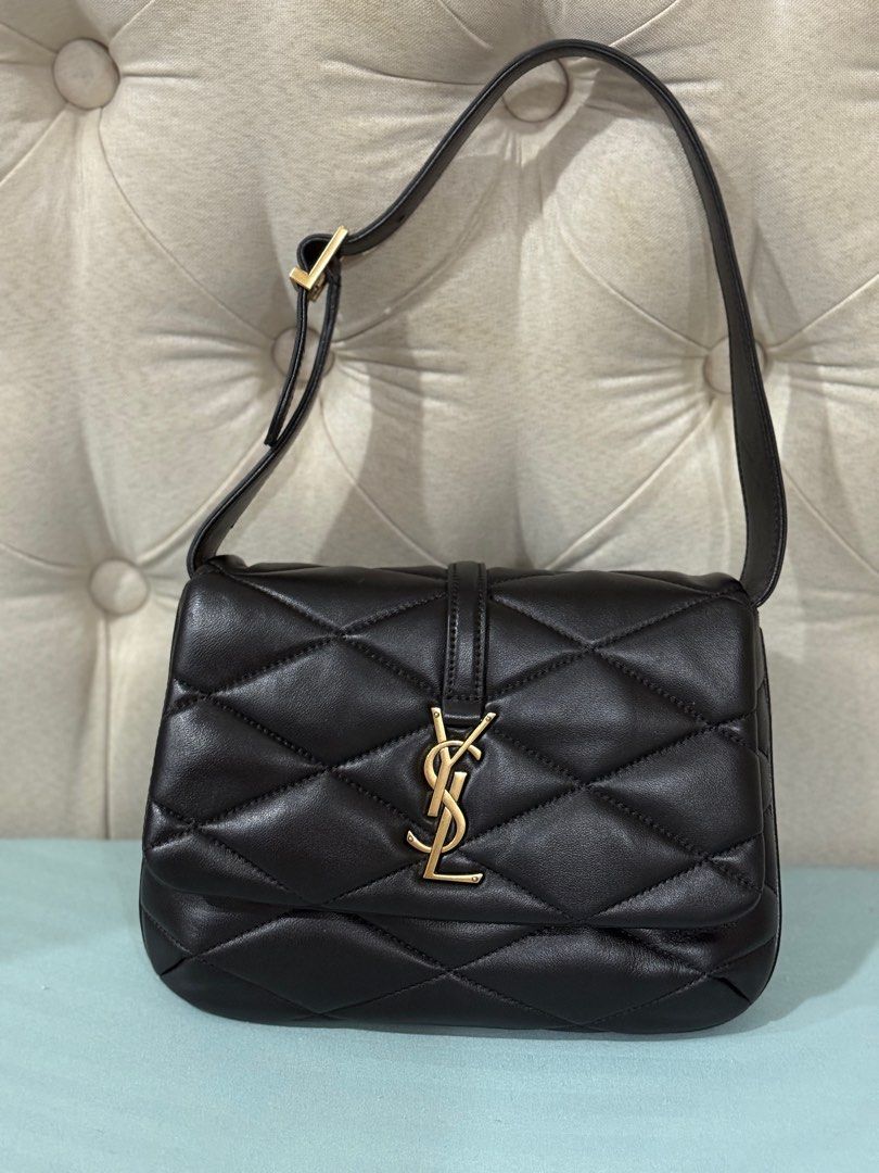 Saint Laurent Le 57 Lambskin Quilted Diamond (Category: Luxury Bags & Wallets) located in Marikina City. Submitted by bellissimaestile (Listing ID 1387354345, Image 1). Description: Kyoto, Japan preloved store bought. Self authenticate for buyers. To save bought our time and peace of mind this item is for MEET UP AND PICK UP ONLY‼️ Location 📍SAN MATEO RIZAL .
