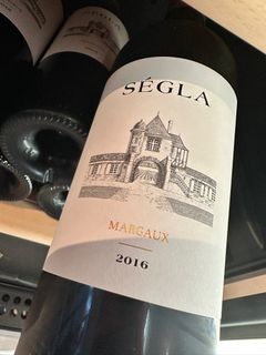 (Category: ) located in . Submitted by extrabottles (Listing ID 1387307188, Image 1). Description: .