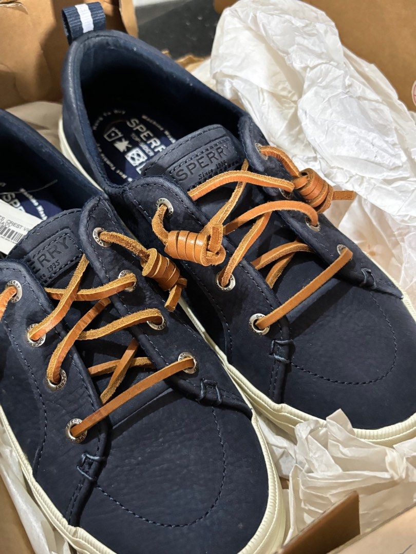 Sperry Crest Vibe (Category: Sneakers) located in San Jose. Submitted by arakyer (Listing ID 1387353885, Image 1). Description: LAST PRICE. It has never been used. Damaged box and cut tag. Bought for 3.4K in Zalora. .