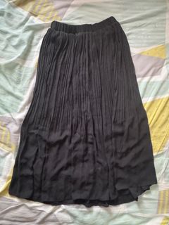 The Shew Pleated Midi Skirt 黑色百褶裙64198417093889110