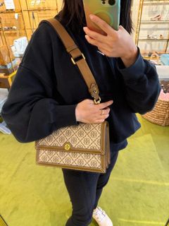 （分類：）位於 。 由 hanabeauty_ 提交（商品編號 1387330642，圖片 1）。簡介： 。