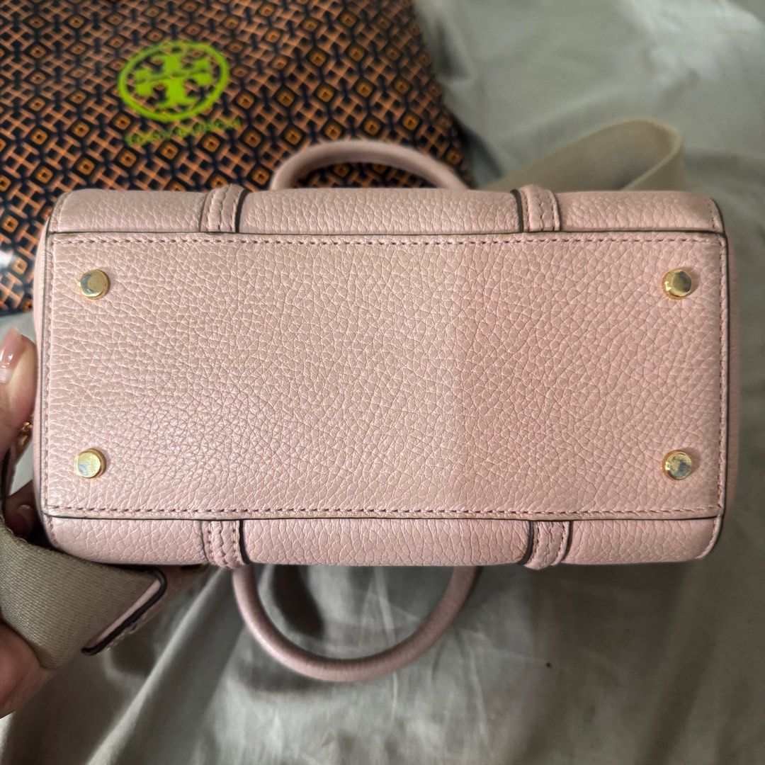 Tory Burch Thea Mini Satchel (Category: Luxury Bags & Wallets) located in Manila. Submitted by jiyaaaa (Listing ID 1387176825, Image 3). Description: Bought from US pasabuy needs cleaning extra strap - not used Original price is 14k slightly negotiable.