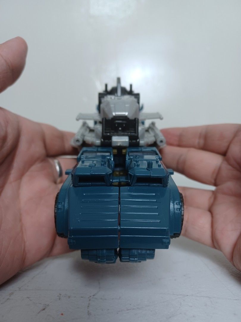 TRANSFORMERS COMBINER WARS VOYAGER ONSLAUGHT (Category: Action & Battle Toys) located in Baguio. Submitted by restyrille77846 (Listing ID 1387331896, Image 1). Description: Secondhand Buy as is What you see is what you get Pm is the key Location baguio city Dropping area mabini shopping center stall 10 Plus shipping fee sa malayo Payment via gcash bpi palawan cebuana Courier jrs or j&t First to pay owns the item No reservation no cancellation No 