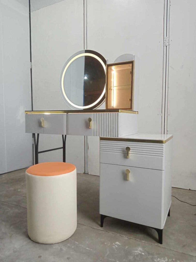 Val Restock‼️ Vanity Dresser with Led Mirror and Stool table (Category: Mirrors) located in Manila. Submitted by dolorchris69891 (Listing ID 1387201021, Image 3). Description: Restock‼️ Vanity Dresser with Led Mirror and Stool Table: 80x40x82x139cm Chair: 30x30x40cm Cabinet: 30x40x60cm Mirror: 54cm.