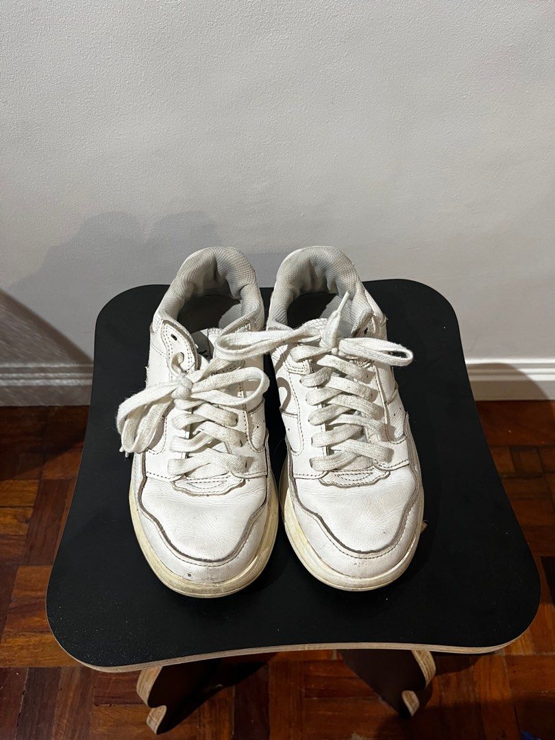 White Lacoste Leather Sneakers Game Advance Luxe (Category: Sneakers) located in Mandaluyong City. Submitted by 1uvcollect (Listing ID 1387253583, Image 1). Description: EU 37.5 UK 4.5 US 6.5 Good for rain Needs major cleaning.