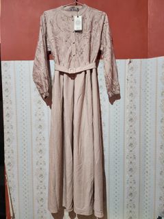 (Kategori: ) berada di . Dikirim oleh declutterwithaz (ID iklan 1387224151, Gambar 1). Deskripsi: .