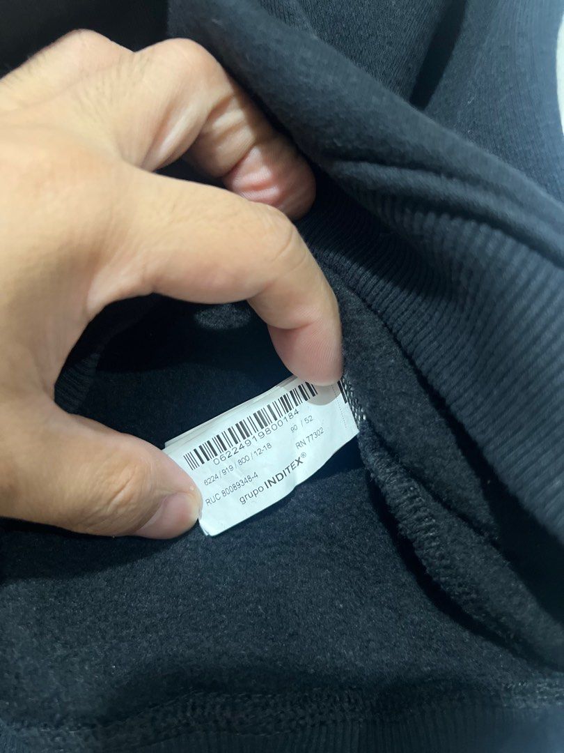 Zara Hoodie Toddler (Category: Babies & Kids Fashion) located in Makati City. Submitted by jetjets (Listing ID 1387325421, Image 3). Description: Original Bought In Zara Store Negotiable plus SF 12-18 months on tag but can fit up to 2 YO.