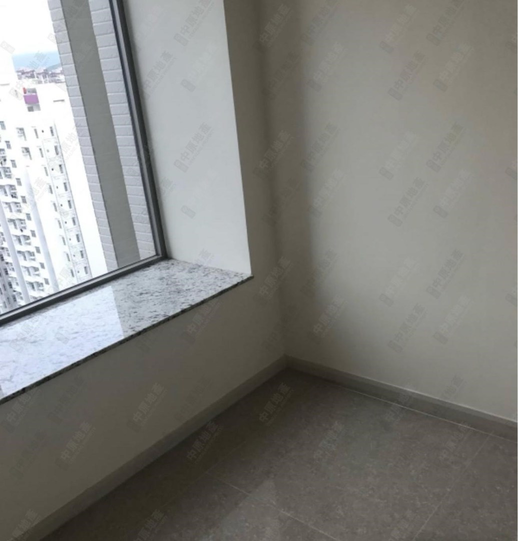 世宙高層連天台特色單位64086098098307114