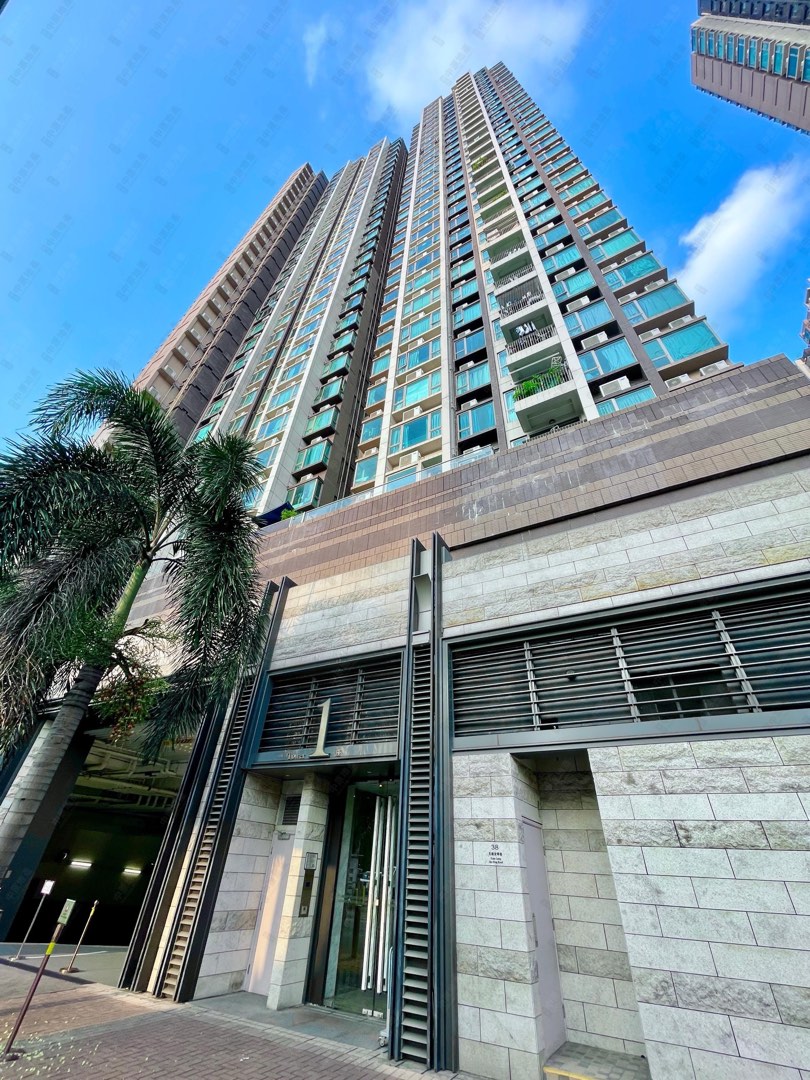 世宙高層連天台特色單位64086098098307111