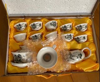 （分類：）位於 。 由 penguin_intux 提交（商品編號 1387529676，圖片 1）。簡介： 。