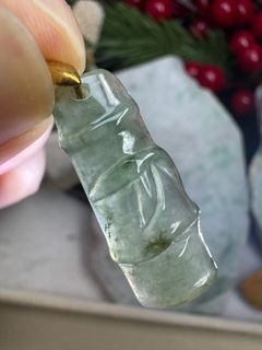 🅰️天然緬甸🇲🇲A貨翡翠 -🎋高冰玻璃種老油青綠竹報平安吊墜🎋64246851276161110