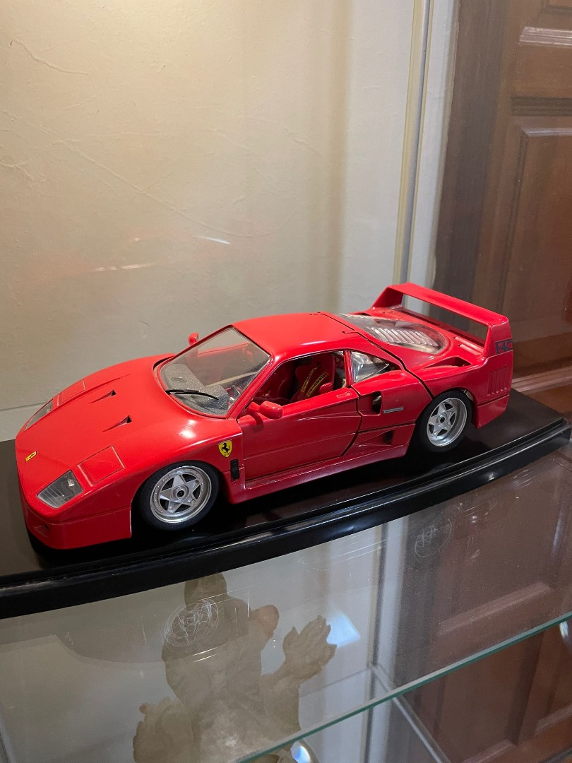 Maquette Burago Ferrari F40 IMSA 1:18 – Kit à Monter – Neuf En Boîte