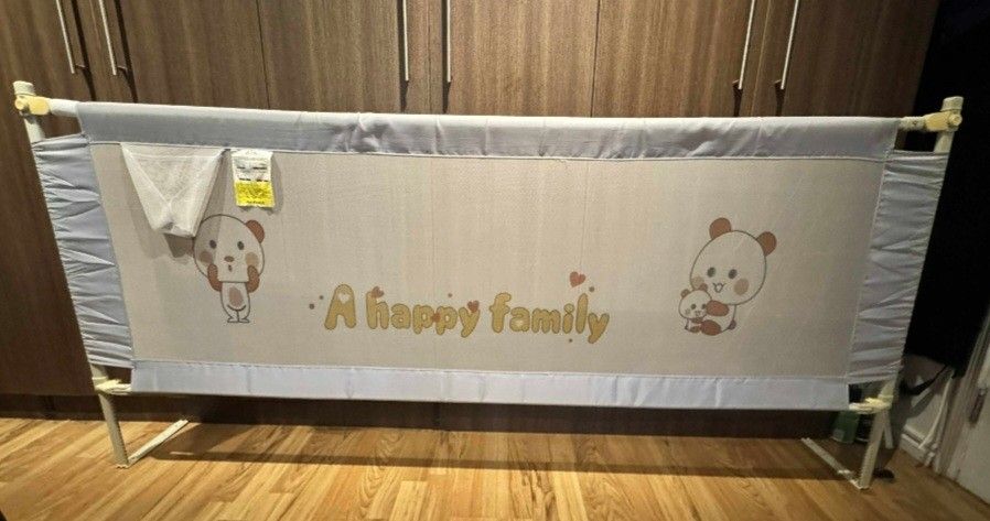 Bed Fence for baby (Category: Cots & Cribs) located in Caloocan City. Submitted by chersantan (Listing ID 1387357529, Image 2). Description: for King size bed 2pcs width 177 cm 2 pcs. length 196 cm no issue minimal signs of usage for pick up only, south caloocan gcash payment.
