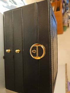 （分類：）位於 。 由 mangafan41 提交（商品編號 1387540478，圖片 1）。簡介： 。
