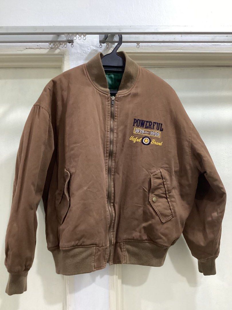 Bomber Jacket (Category: Coats, Jackets and Outerwear) located in Ampang. Submitted by mrsri (Listing ID 1387425946, Image 1). Description: Pit 25 Labub 23.