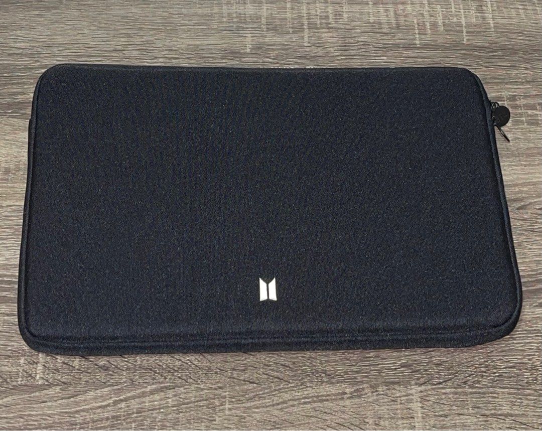 BTS Original Logo Version Laptop Sleeve 15in (Category: Laptop Bags & Sleeves) located in Aloran. Submitted by essells (Listing ID 1387358599, Image 1). Description: Personally bought this official merch a year ago from SG. Comes with a BTS freebie! :) RFS: No use anymore since I changed my laptop to a 13in.