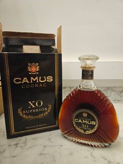 Camus XO Cognac Vintage long neck not superior 1980s 老酒