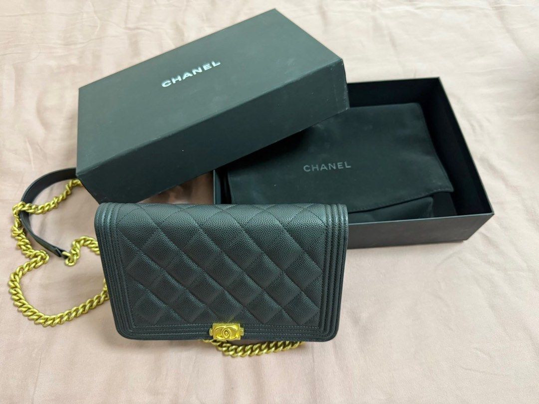 Chanel Le Boy Woc (Category: Luxury Bags & Wallets) located in Marikina City. Submitted by authenticluxe_ph (Listing ID 1387419972, Image 3). Description: Original/authentic (guaranteed) pristine condition seldom used Chanel Le Boy Woc Caviar leather purchased 2023 with box,dustbag,care cards.
