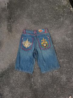 (Category: ) located in . Submitted by garments.plug (Listing ID 1387484105, Image 1). Description: .