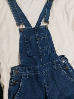 (Category: ) located in . Submitted by anonymous_closet (Listing ID 1387424083, Image 1). Description: .