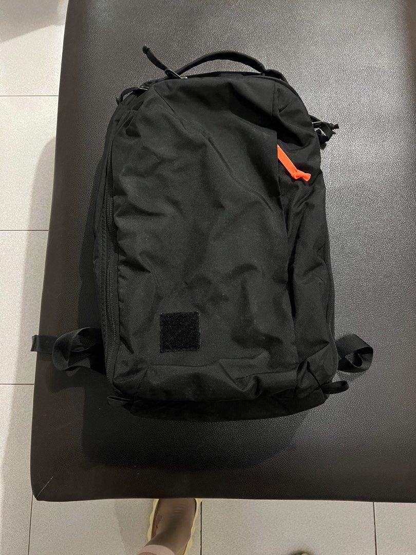 EVERGOODS 24L CIVIC PANEL LOADER (Category: Backpacks) located in Santa Maria. Submitted by jeshtine (Listing ID 1387451155, Image 1). Description: .