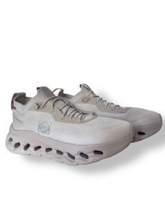 (Kategori: ) berada di . Dikirim oleh kiano_shoes (ID iklan 1387400931, Gambar 1). Deskripsi: .