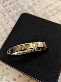 （分類：）位於 。 由 michaelbar91 提交（商品編號 1387496253，圖片 1）。簡介： 。