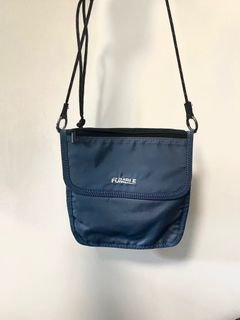 （分類：）位於 。 由 pluto.seeusoon 提交（商品編號 1387426118，圖片 1）。簡介： 。