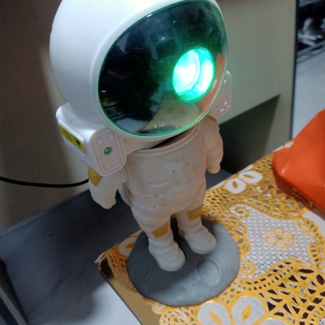 Galaxy projectors astronaut (Category: Projectors) located in Manila. Submitted by cruzivanpatrick (Listing ID 1387382207, Image 1). Description: projectors light galaxy projector astronaut unit only power wire walang head Tested working Meet up lrt 1 abad santos station macdonalds Deliver kayo mag book Shipping payment first only jrs lbc Thanks.