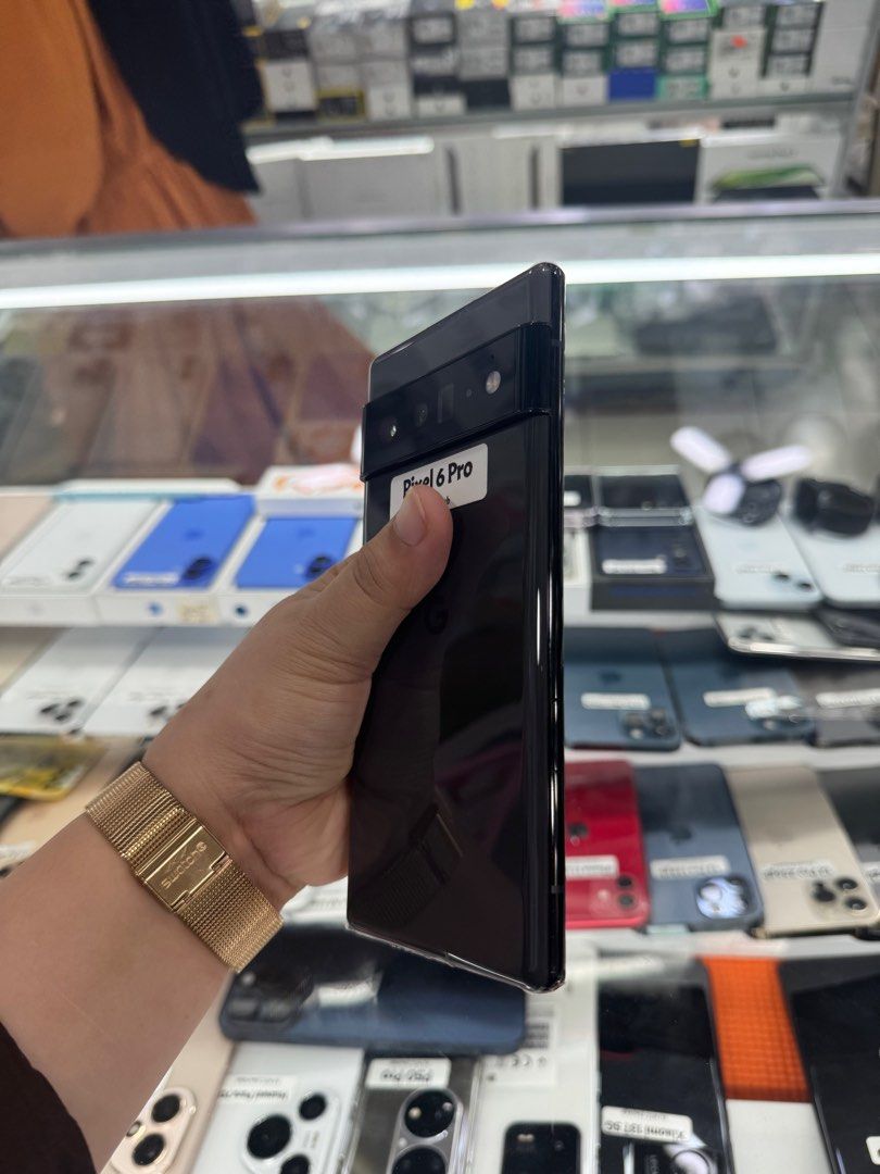 Google Pixel 6 Pro 128gb US Variant FU (Category: Google Pixel) located in San Juan City. Submitted by keannagadgetph (Listing ID 1387356392, Image 3). Description: Available Units for today's POST! Google Pixel 6 Pro / 128gb / FU / US VARIANT - any colors available - good condition - 95% Makinis - good battery - no issue / repair - Any colors available ~ Accepting SWAP / TRADE IN / INSTALLMENT / BINTA UNIT ~ CASH ON DELIVERY METRO MANILA / LBC P