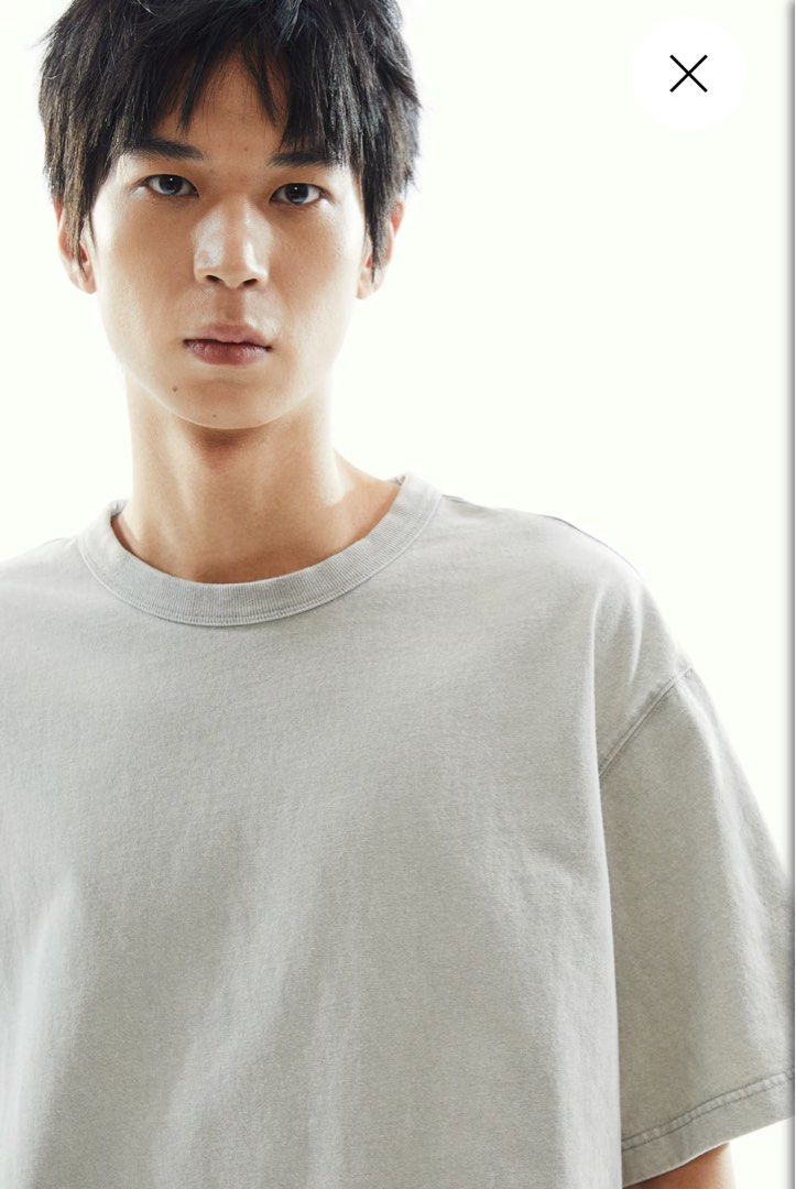H&M oversized washed shirt medium (Category: Tshirts & Polo Shirts ) located in San Fernando. Submitted by ercmnzn (Listing ID 1387507962, Image 2). Description: Looks washed/faded (yun talaga design/style ng shirt) It is oversized so medium size can fit large Brand new and original.