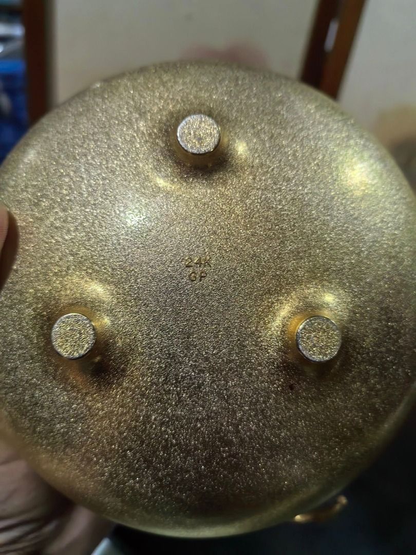 Japanese Chagama Tea Kettle (Category: Coffee & Tea Tableware) located in Cebu City. Submitted by dudes_villanueva (Listing ID 1387488370, Image 2). Description: Japanese Chagama Tea Kettle 📌A Decorative or collectible item. 📌24k gold-plated. Type: Japanese Chagama tea kettle. 📌Material: Often made of iron 📌Purpose: Primarily used for the Japanese tea ceremony, or as a decorative display item. Note: This is a bit heavy. Missing top Cover of t