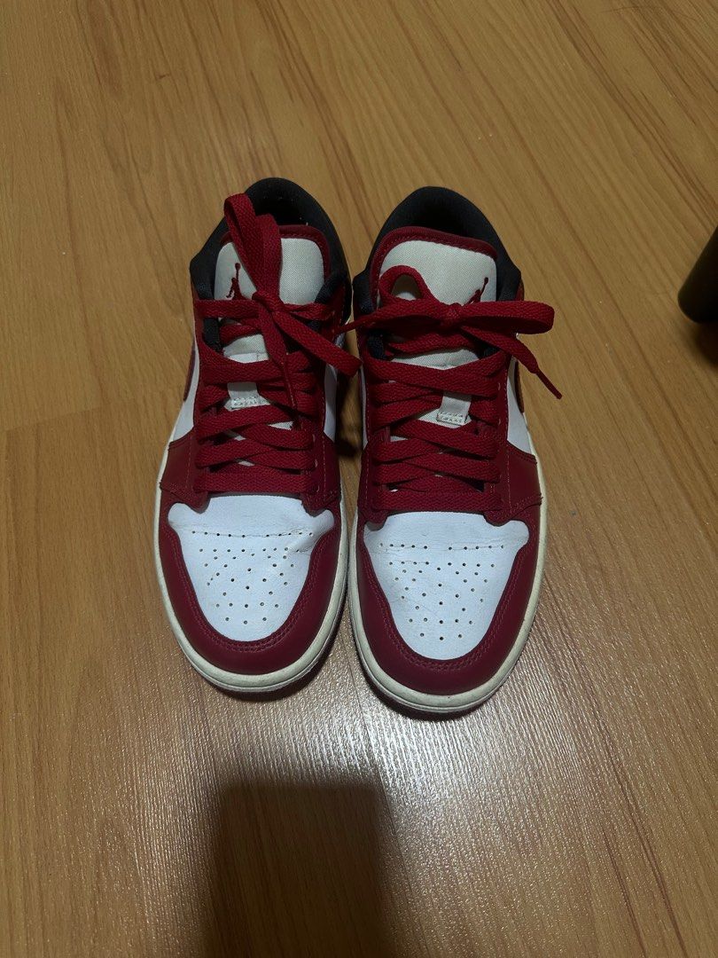 Jordan 1 womens shoes (Category: Sneakers) located in Paranaque City. Submitted by coleslawbear (Listing ID 1387481510, Image 1). Description: no box anymore, us 6.5 womens.