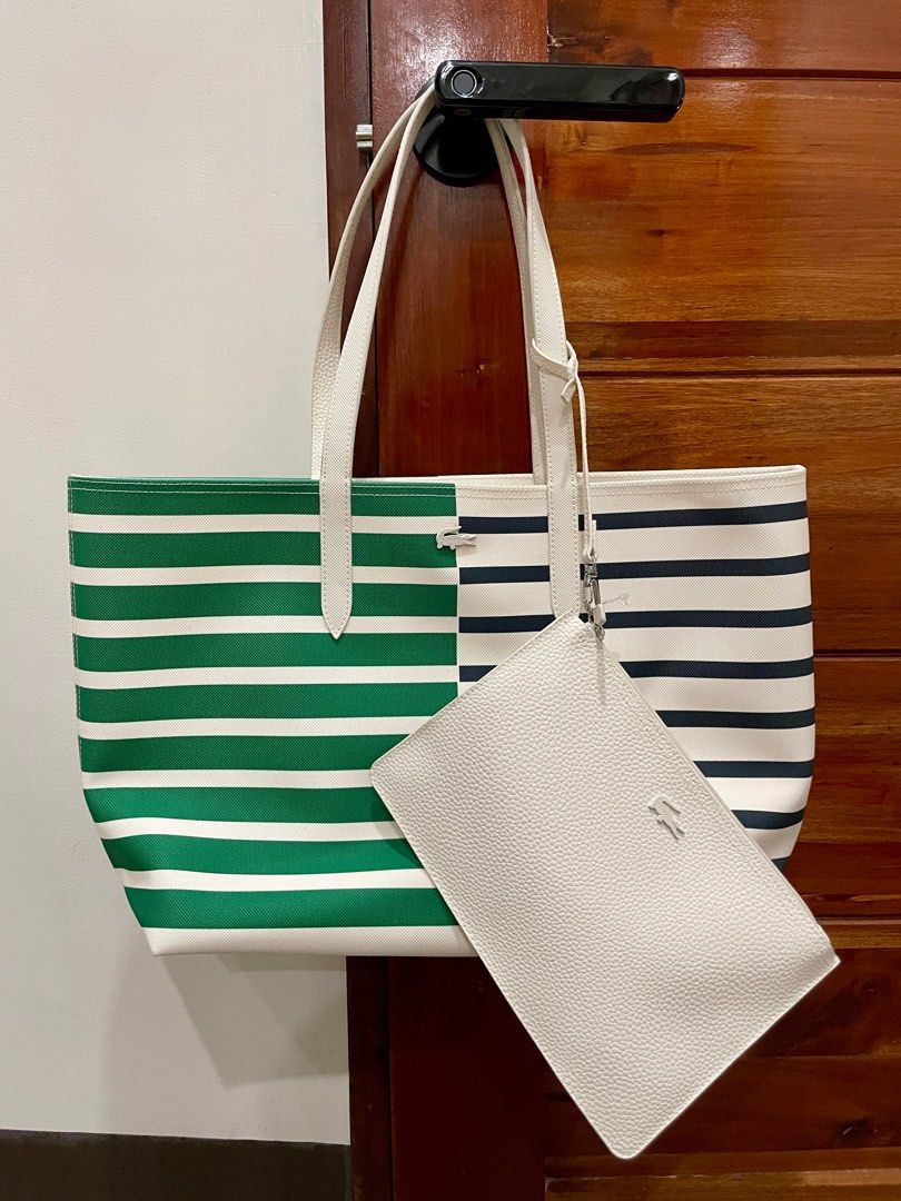 Lacoste Women’s Bag (Category: Luxury Bags & Wallets) located in Caloocan City. Submitted by achillesu (Listing ID 1387462219, Image 2). Description: Lacoste Anna Reversible Striped Petit Piqué Tote bag *Dust bag included Pure white color po nung bag kapag yung other side yung nakalabas .