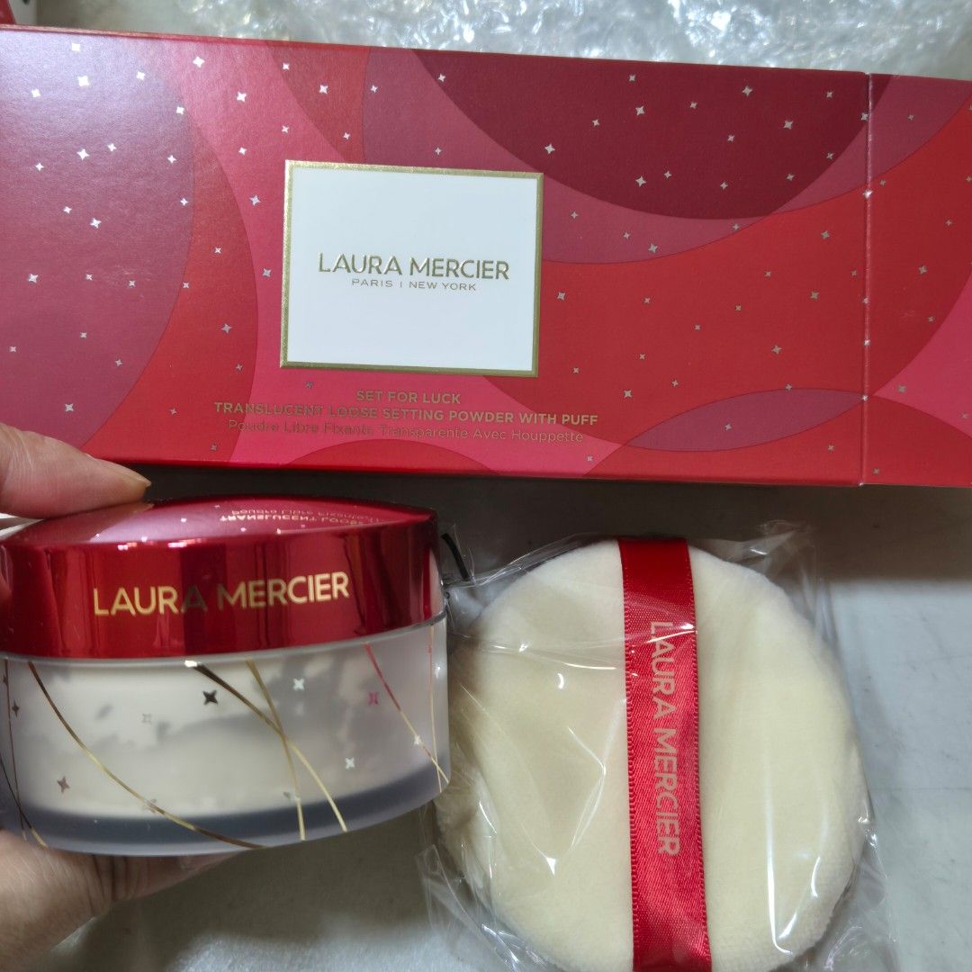 Laura Mercier Translucent Setting Powder 28g with Puff (Category: Makeup) located in Manila. Submitted by arianne0828 (Listing ID 1387513033, Image 2). Description: brand new with box regular size translucent powder 29g Lunar New Year Edition pickuo Binondo Manila Mop Gcash Bdo Bpi.