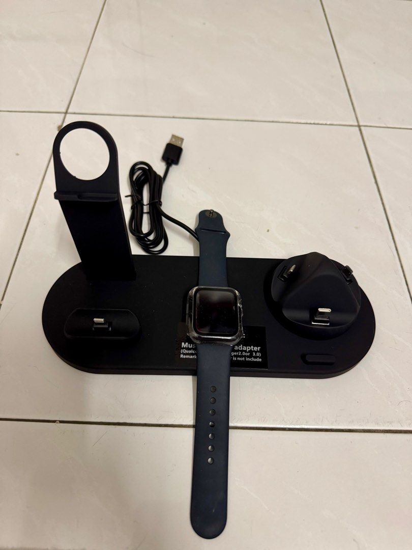 Leadshine multi function charging stand (Category: Chargers & Cables) located in Kuala Lumpur. Submitted by smkyn (Listing ID 1387494958, Image 2). Description: Leadshine multi function charging stand For iphone, iwatch and airpods Brand new. Not used at all. RM100 with free courier..