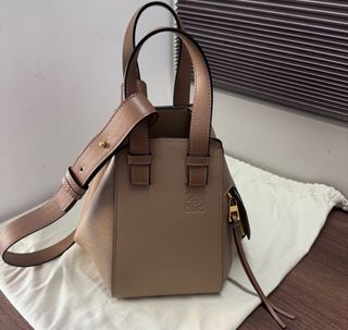 （分類：）位於 。 由 lesierra 提交（商品編號 1387375248，圖片 1）。簡介： 。