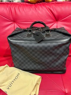 (Category: ) located in . Submitted by mylux_closet (Listing ID 1387480897, Image 1). Description: .
