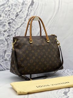 (Category: ) located in . Submitted by redrabbitluxury (Listing ID 1387405523, Image 1). Description: .