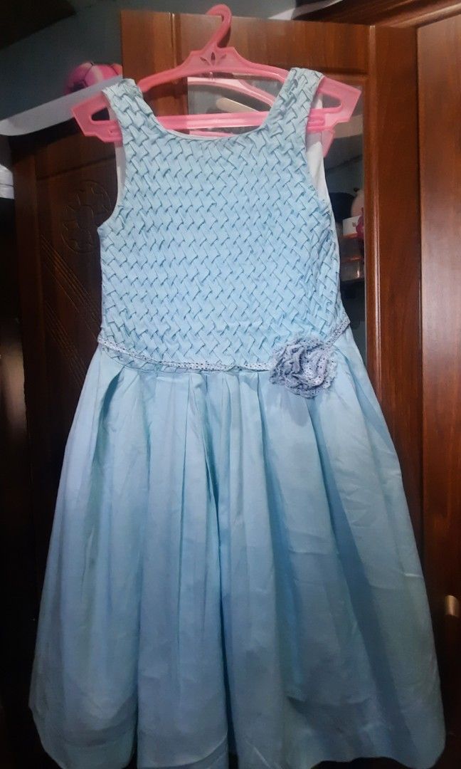 Periwinkle dress (Category: Babies & Kids Fashion) located in Caloocan City. Submitted by maxineshop (Listing ID 1387358967, Image 1). Description: ecu size: 12yrs color: baby blue.