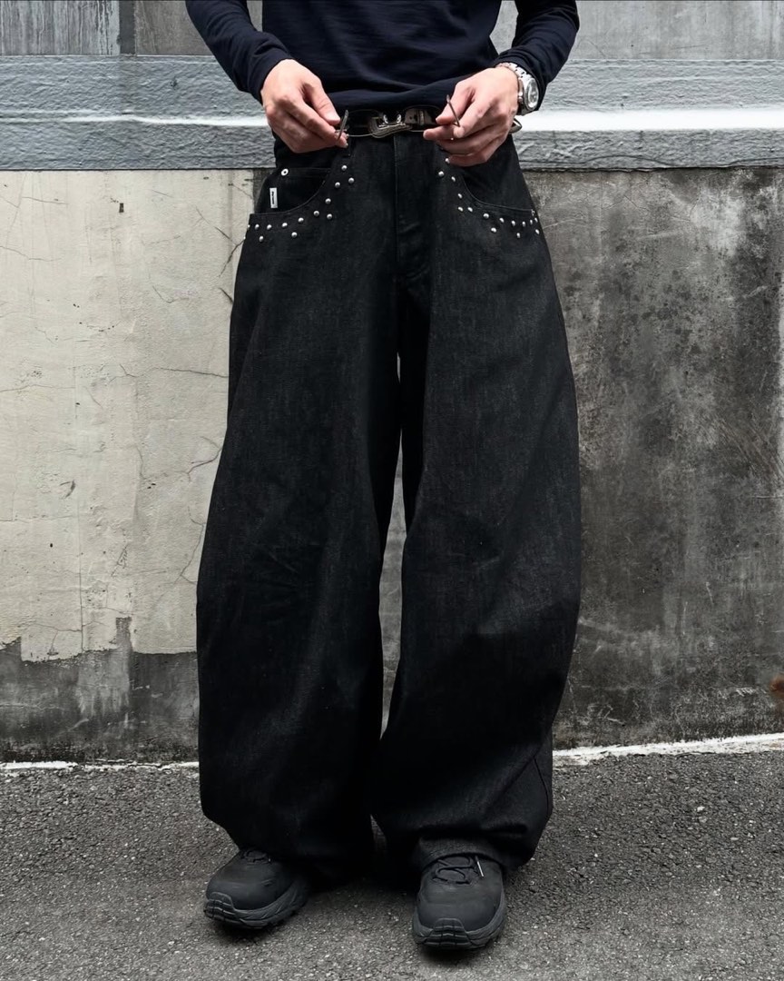 收購❗️Perushu SILVER STUDDED RIGID DENIM 原色黑鉚釘M, 他的